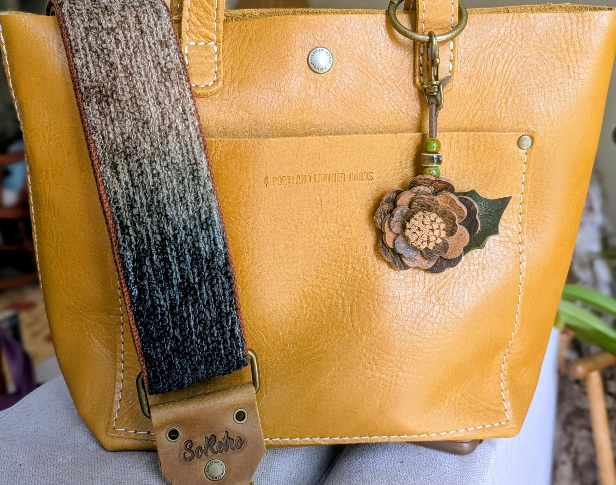 Vintage Style Flower Purse Charm #729